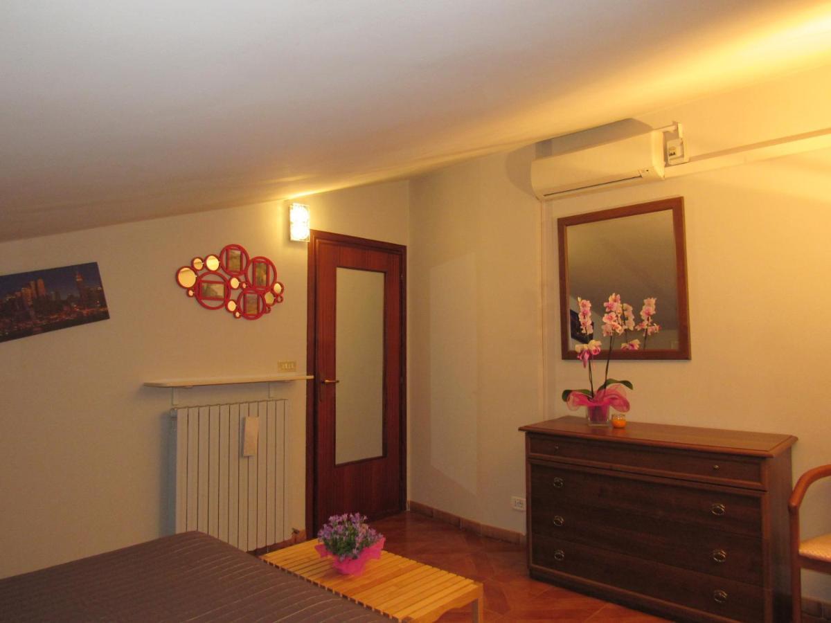 Emilia Appartement Agliano Terme Buitenkant foto